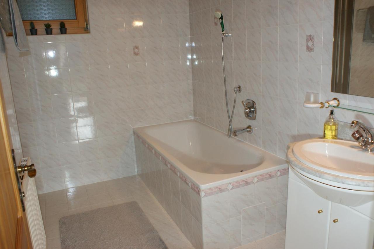 Haus Am Stein Apartment Finkenberg Bagian luar foto