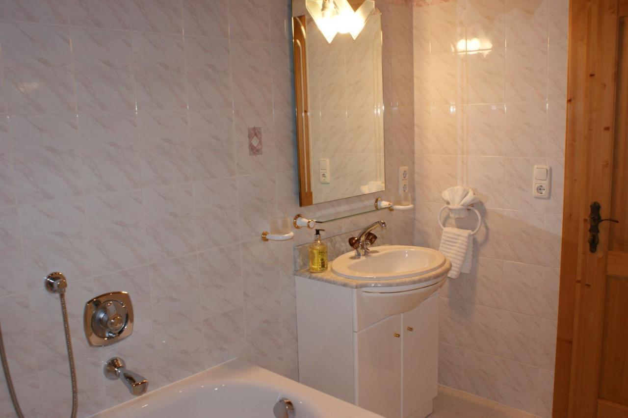Haus Am Stein Apartment Finkenberg Bagian luar foto